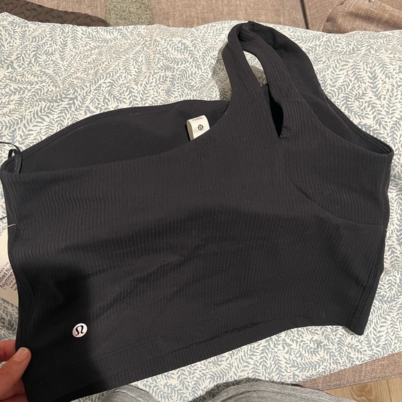 Black One-Shoulder Ribbed Top - Picture 4 of 4